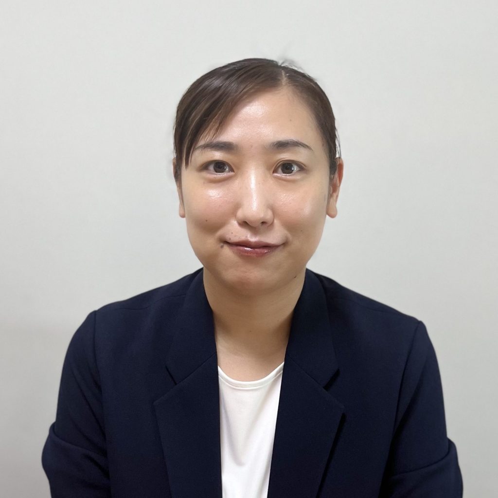 山岡祐衣