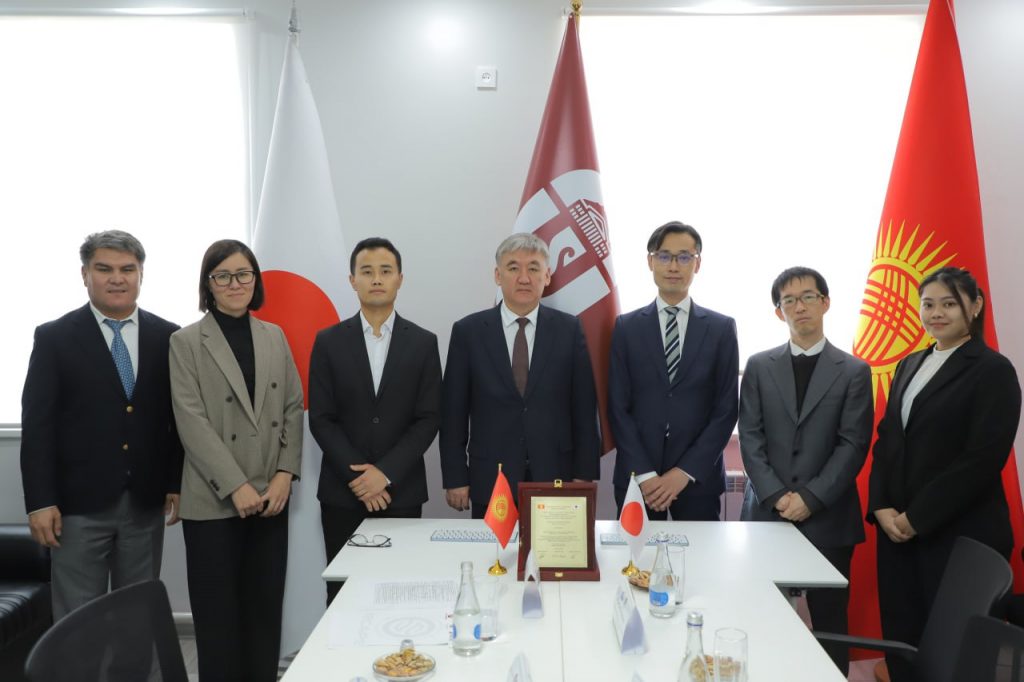 【CWRA】SATREPSプロジェクトの一環として「大気汚染研究センター（IRCAPS）」をオシュ国立大学に開設